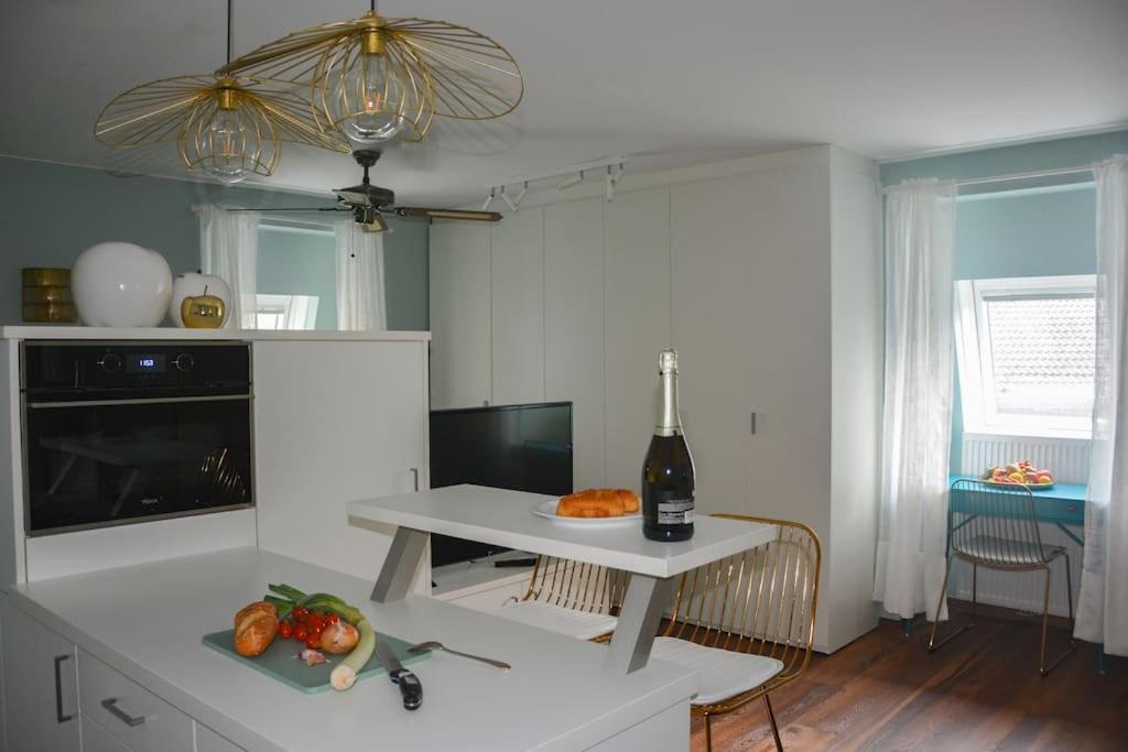 Moderne Ferienwohnung เมราโน ภายนอก รูปภาพ
